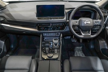 https://vehicle-cdn.autoleague.cloud/33417_3002033_13.jpg