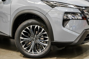 https://vehicle-cdn.autoleague.cloud/33417_3002033_2.jpg