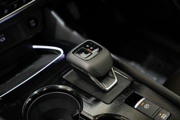 https://vehicle-cdn.autoleague.cloud/33417_3002033_27.jpg