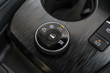 https://vehicle-cdn.autoleague.cloud/33417_3002033_29.jpg
