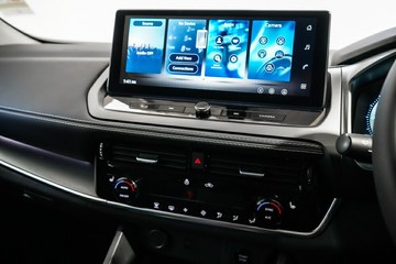 https://vehicle-cdn.autoleague.cloud/33417_3003273_15.jpg