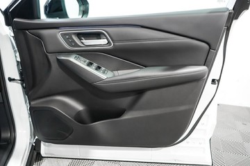 https://vehicle-cdn.autoleague.cloud/33417_3003273_18.jpg