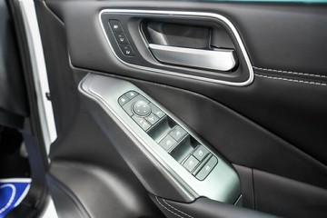 https://vehicle-cdn.autoleague.cloud/33417_3003273_19.jpg