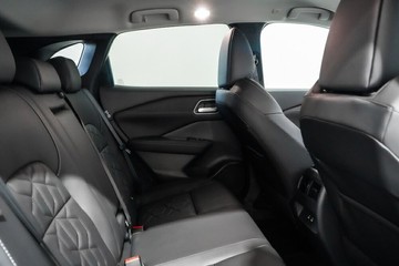 https://vehicle-cdn.autoleague.cloud/33417_3003273_21.jpg