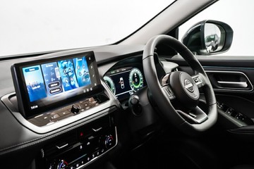 https://vehicle-cdn.autoleague.cloud/33417_3003273_22.jpg