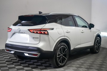 https://vehicle-cdn.autoleague.cloud/33417_3003273_7.jpg