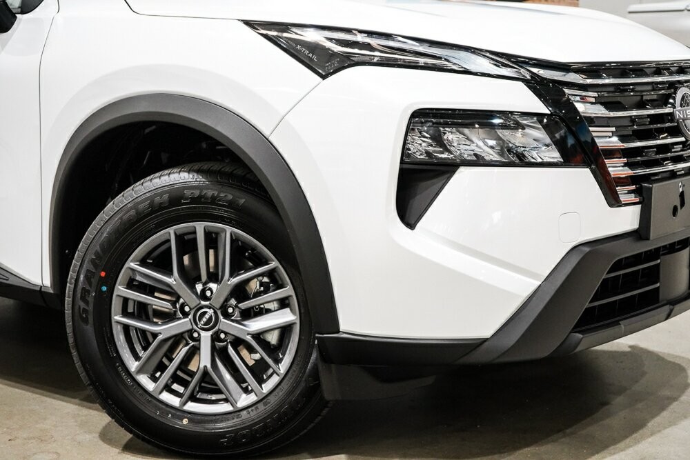 Nissan X-trail image 2