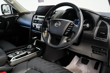 https://vehicle-cdn.autoleague.cloud/33417_3004357_13.jpg