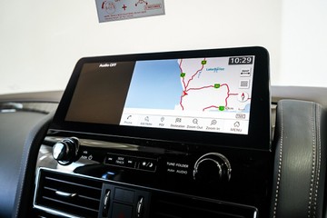 https://vehicle-cdn.autoleague.cloud/33417_3004357_18.jpg