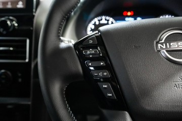 https://vehicle-cdn.autoleague.cloud/33417_3004371_12.jpg
