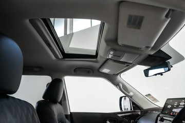 https://vehicle-cdn.autoleague.cloud/33417_3004371_16.jpg