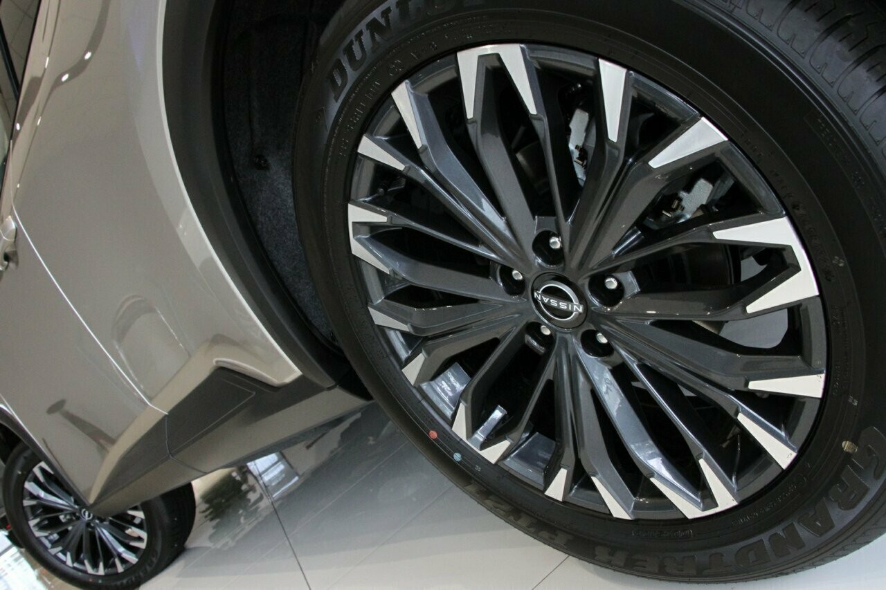 Nissan X-trail image 4