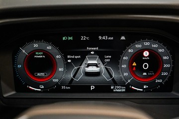https://vehicle-cdn.autoleague.cloud/33417_3010568_13.jpg