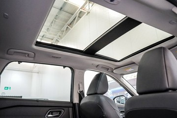 https://vehicle-cdn.autoleague.cloud/33417_3010568_18.jpg