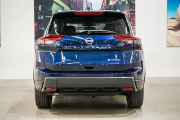 https://vehicle-cdn.autoleague.cloud/33417_3010568_6.jpg