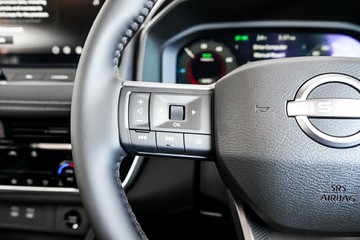 https://vehicle-cdn.autoleague.cloud/33417_3012855_12.jpg
