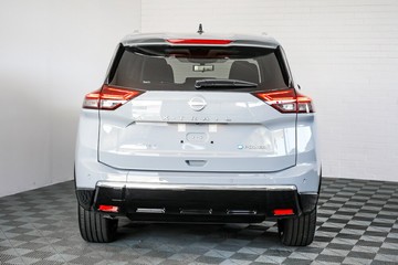 https://vehicle-cdn.autoleague.cloud/33417_3012855_7.jpg