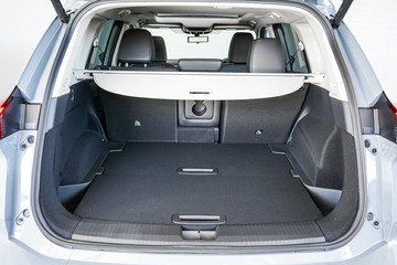 https://vehicle-cdn.autoleague.cloud/33417_3012855_8.jpg