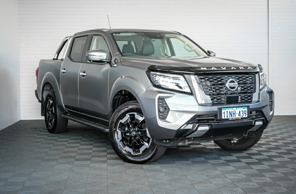 Nissan Navara image 1