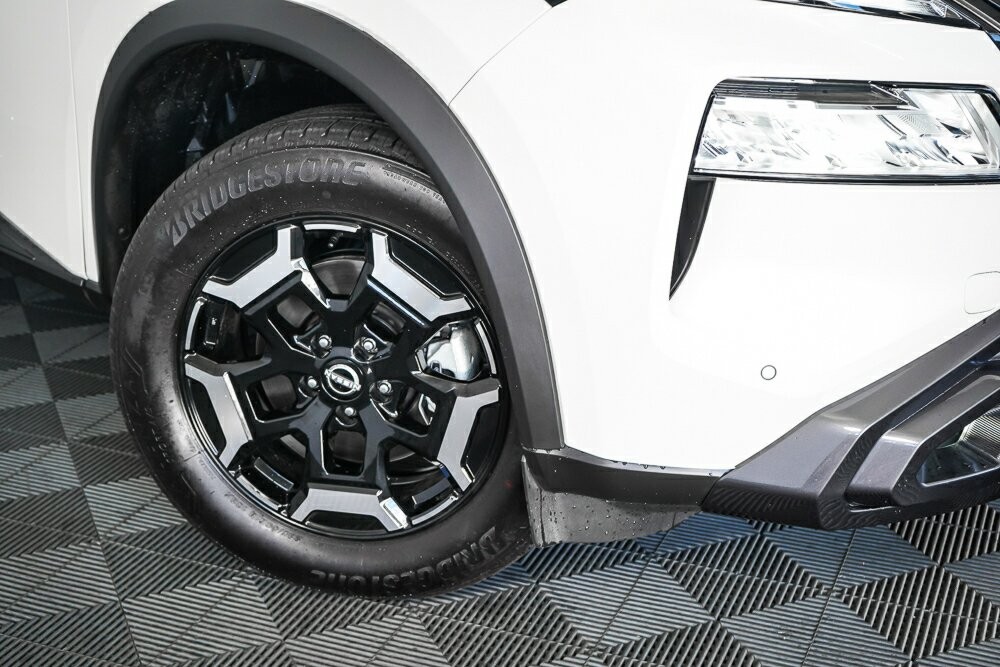 Nissan X-trail image 2