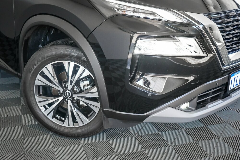Nissan X-trail image 2