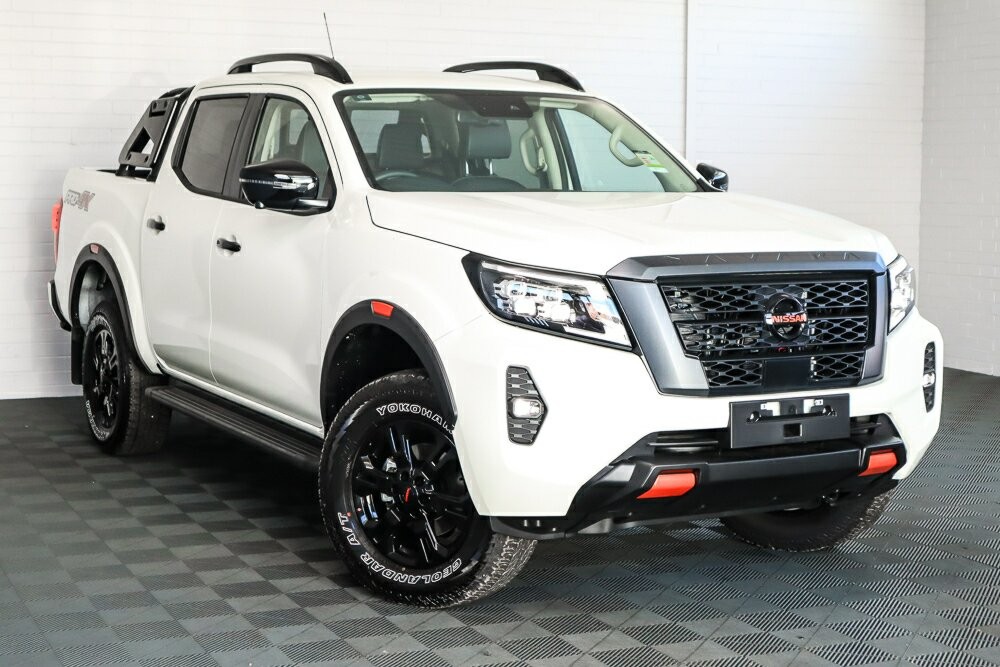 Nissan Navara image 1