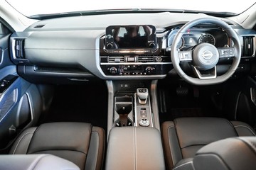 https://vehicle-cdn.autoleague.cloud/33489_2919314_12.jpg
