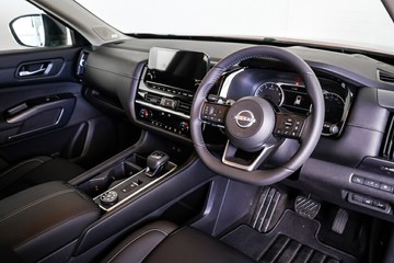 https://vehicle-cdn.autoleague.cloud/33489_2919314_15.jpg