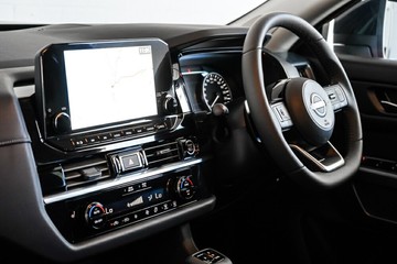 https://vehicle-cdn.autoleague.cloud/33489_2919314_24.jpg