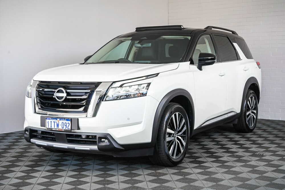 Nissan Pathfinder image 4