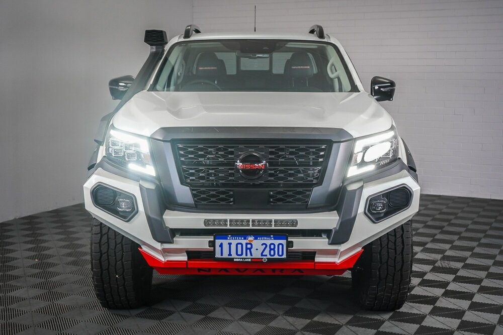 Nissan Navara image 3