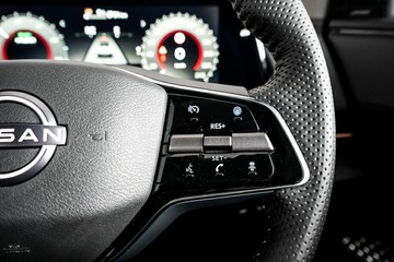 https://vehicle-cdn.autoleague.cloud/33489_2955512_19.jpg
