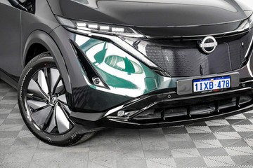https://vehicle-cdn.autoleague.cloud/33489_2955512_2.jpg