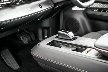 https://vehicle-cdn.autoleague.cloud/33489_2955512_26.jpg