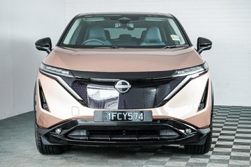 https://vehicle-cdn.autoleague.cloud/33489_2968040_3.jpg