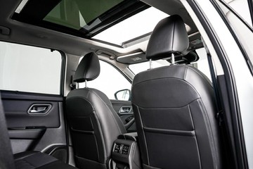 https://vehicle-cdn.autoleague.cloud/33489_2983803_12.jpg