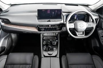 https://vehicle-cdn.autoleague.cloud/33489_2983803_13.jpg