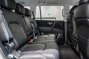 https://vehicle-cdn.autoleague.cloud/33489_2984895_14.jpg