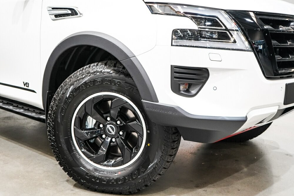 Nissan Patrol image 2