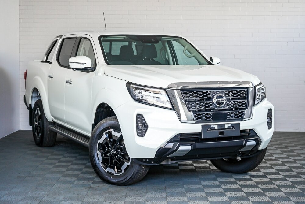 Nissan Navara image 1