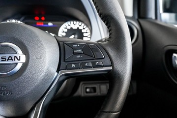 https://vehicle-cdn.autoleague.cloud/33489_2985330_17.jpg