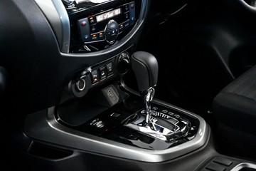 https://vehicle-cdn.autoleague.cloud/33489_2985330_23.jpg