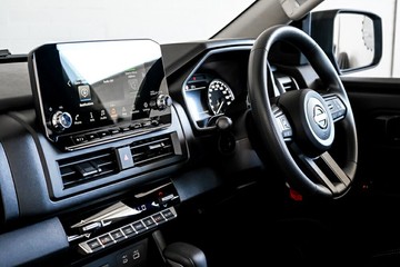 https://vehicle-cdn.autoleague.cloud/33489_2986853_23.jpg