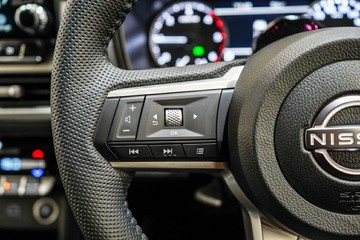 https://vehicle-cdn.autoleague.cloud/33489_2986902_19.jpg