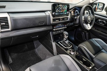 https://vehicle-cdn.autoleague.cloud/33489_2986902_26.jpg