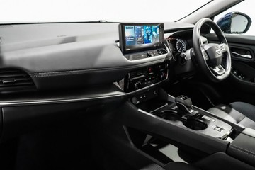 https://vehicle-cdn.autoleague.cloud/33489_2987217_20.jpg