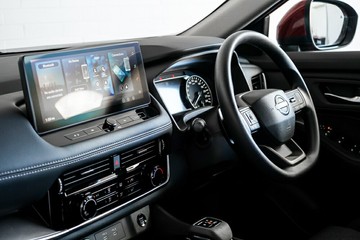 https://vehicle-cdn.autoleague.cloud/33489_2988868_22.jpg