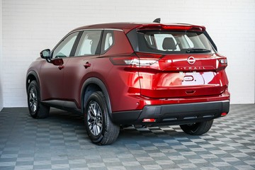 https://vehicle-cdn.autoleague.cloud/33489_2988868_5.jpg