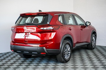 https://vehicle-cdn.autoleague.cloud/33489_2988868_7.jpg