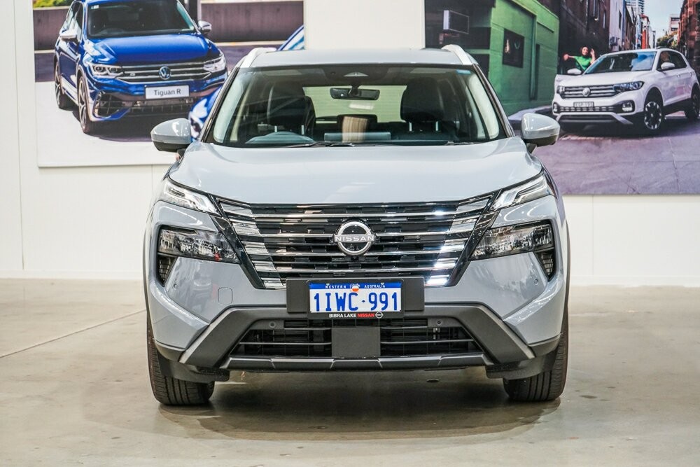 Nissan X-trail image 2